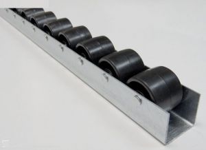 Roller rail type 100/33/1mm/CH in cold store L=2000mm